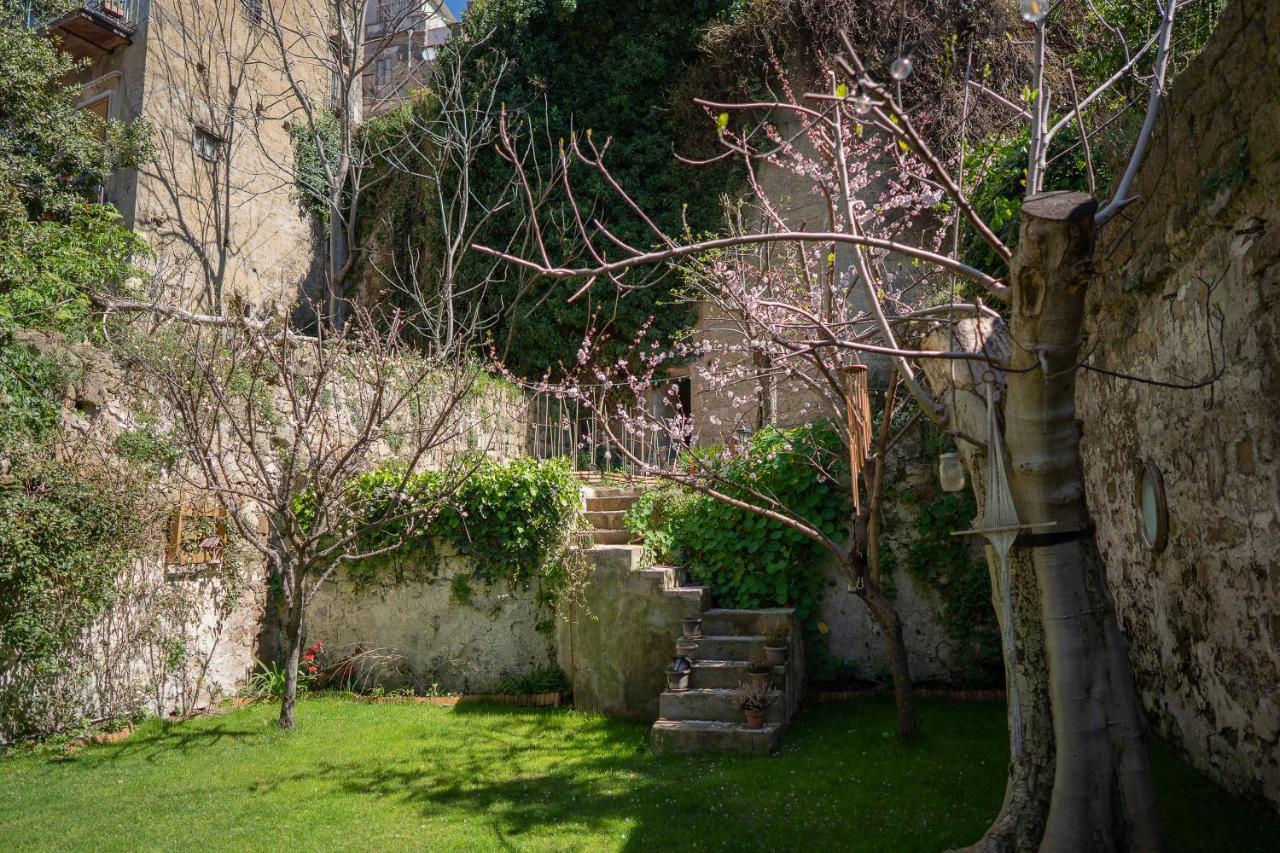 Casa Vayu - Rooms & Garden Νάπολη Εξωτερικό φωτογραφία
