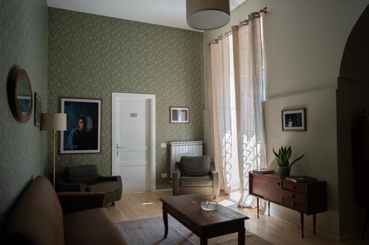 Casa Vayu - Rooms & Garden Νάπολη Εξωτερικό φωτογραφία