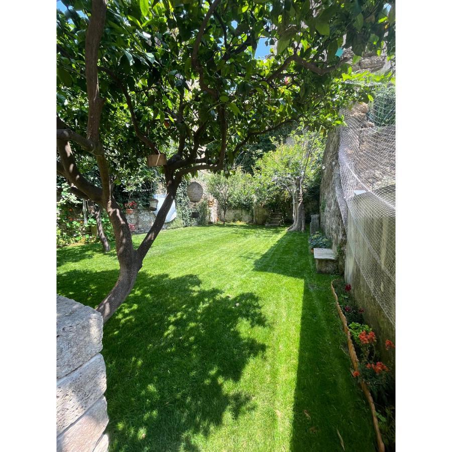 Casa Vayu - Rooms & Garden Νάπολη Εξωτερικό φωτογραφία